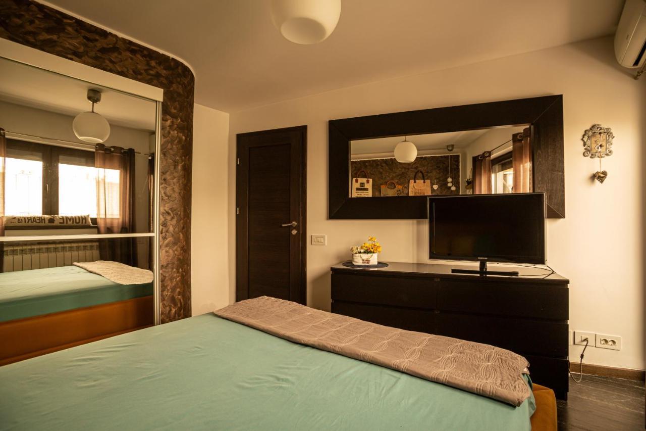 Amo Bucharest Apartment Luaran gambar